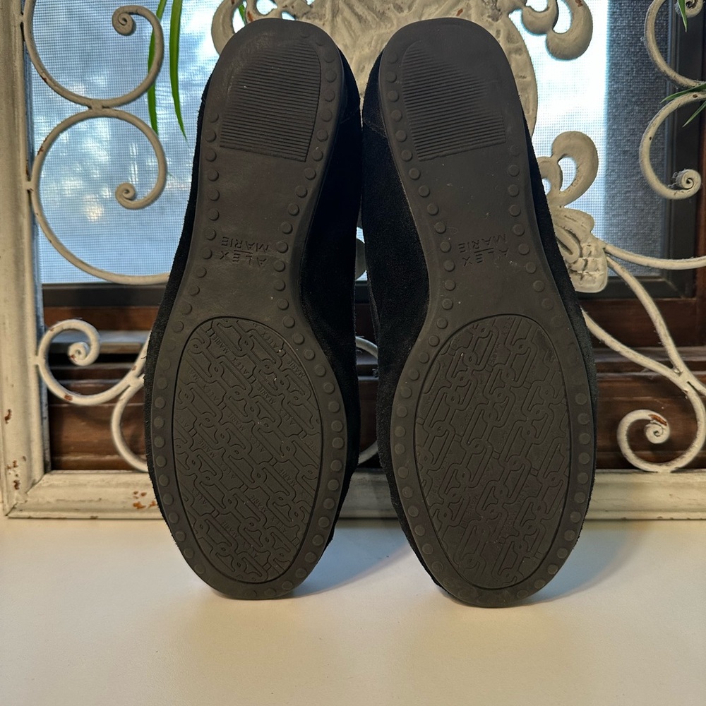 Alex Marie Elegant Black Velvet Loafers - Picture 8 of 11